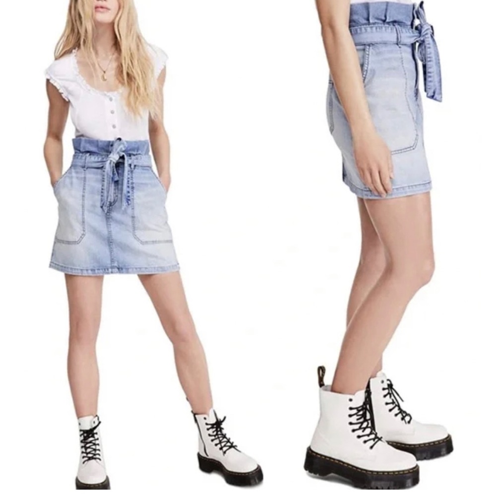 Free People Splendor in the Grass Paper bag waist mini denim skirt size 0 - Picture 3 of 6